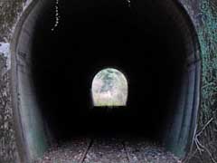 第一影待トンネル。