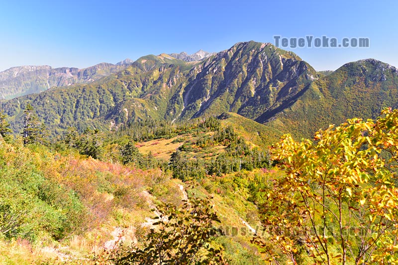 後立山連峰の稜線